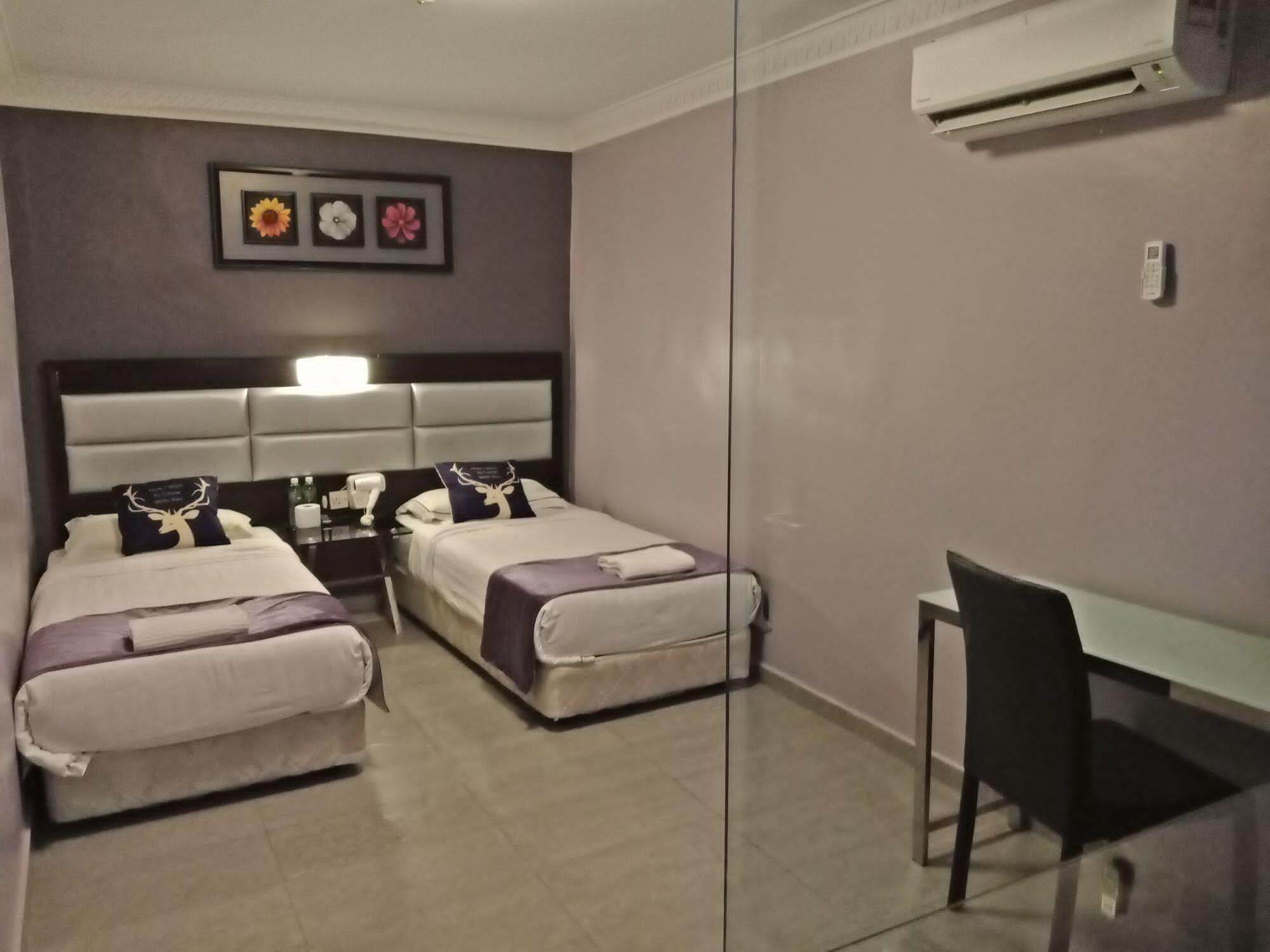 T Hotel Johor Bahru Skudai Exteriör bild