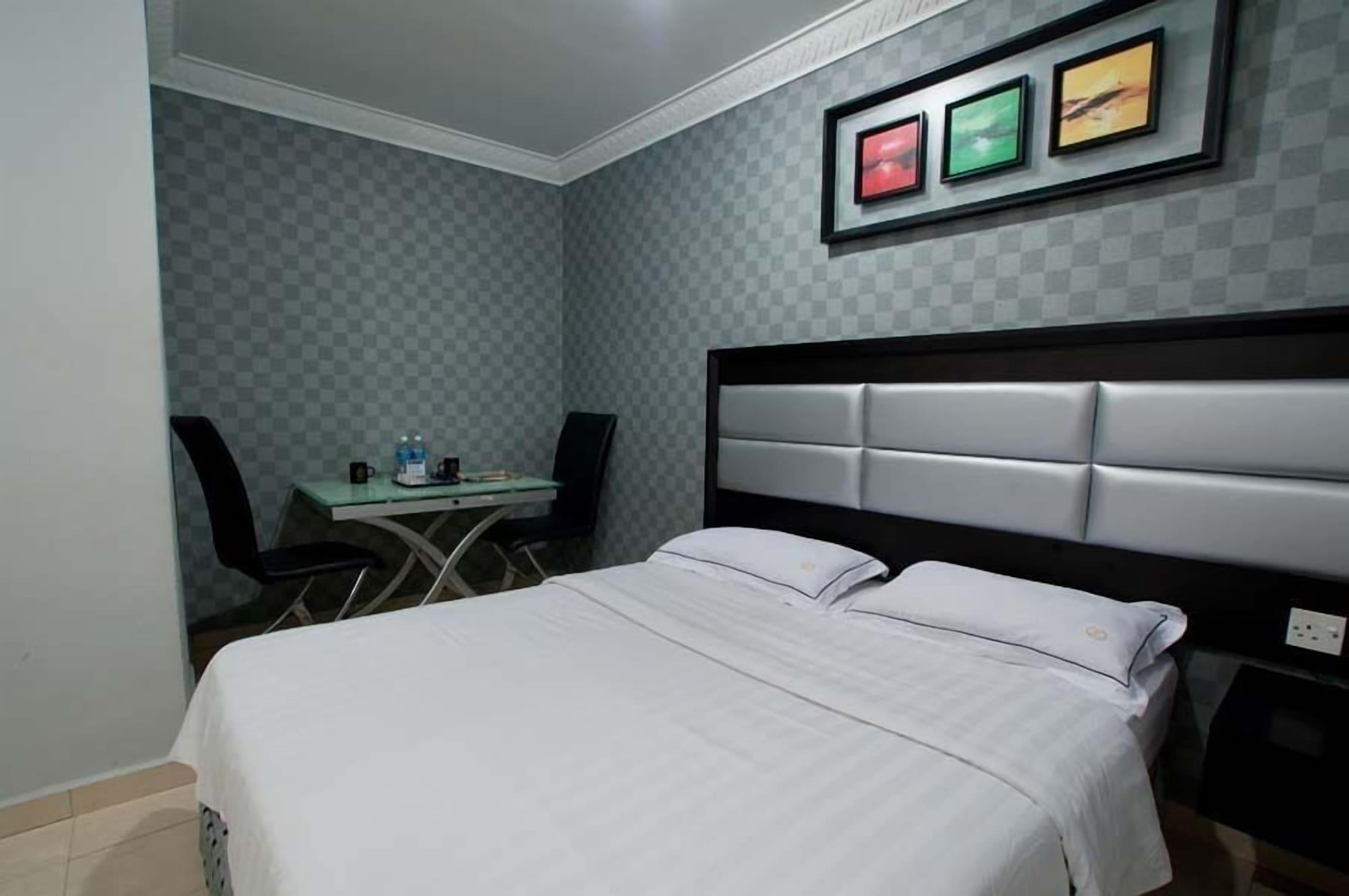 T Hotel Johor Bahru Skudai Exteriör bild