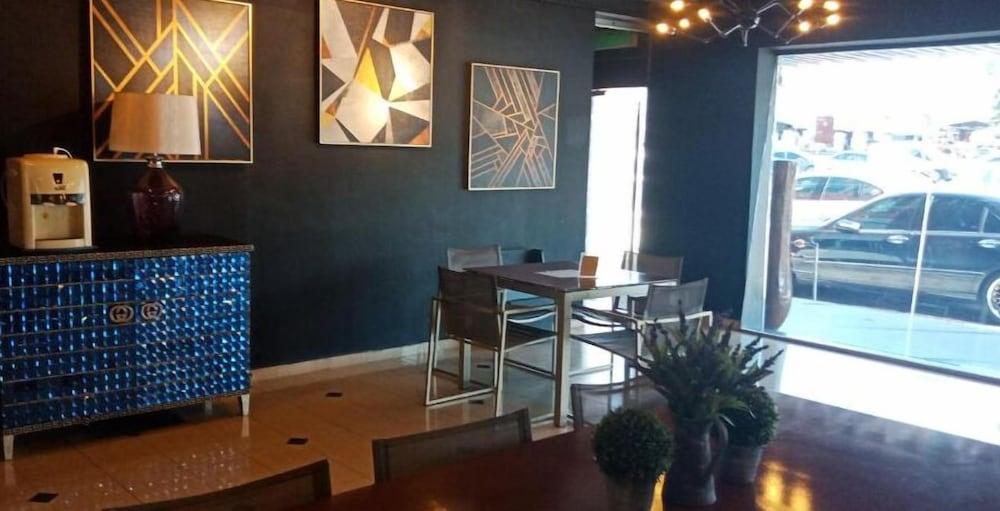 T Hotel Johor Bahru Skudai Exteriör bild
