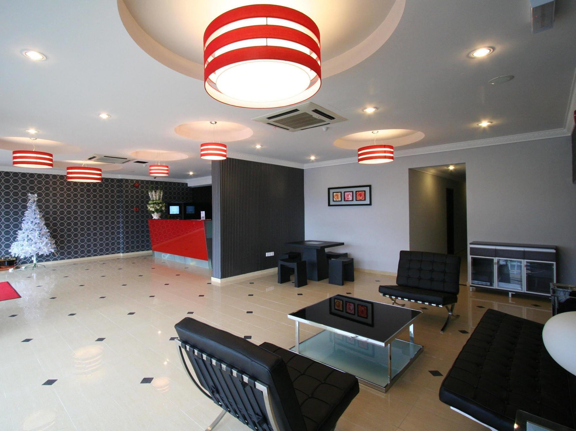 T Hotel Johor Bahru Skudai Exteriör bild